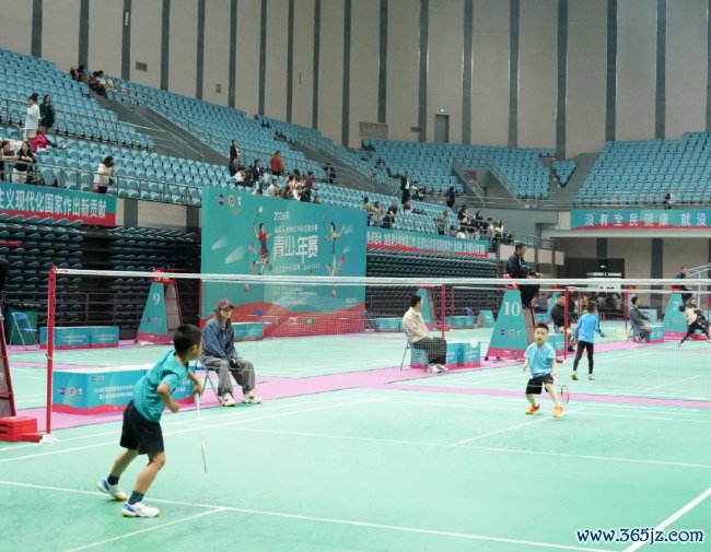2026年世界东西南朔中羽毛球大赛青少年赛北京分站赛6月19日至21日举行（图片泉源：中国羽毛球协会官方公众号)